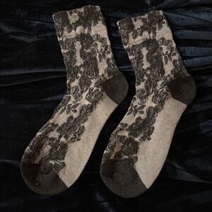 Gifts or Anyone🎁Vintage-inspired Floral Socks